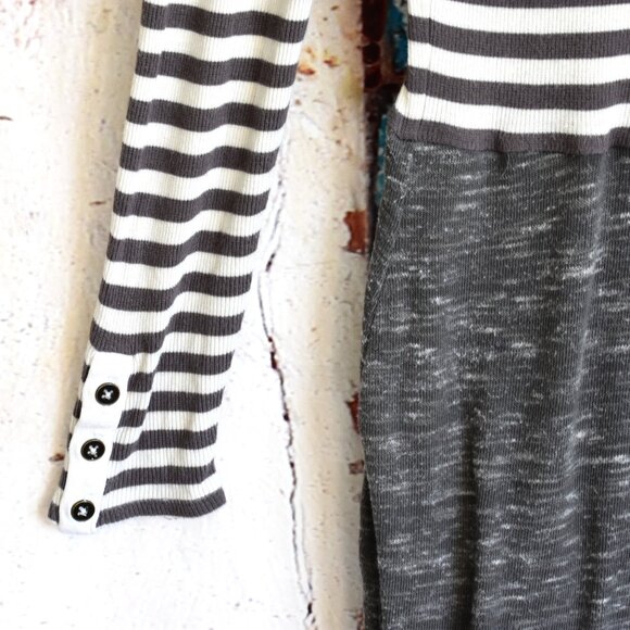 Women's De Collection Dress Striped Long Sleeve Casual MEDIUM Gray/White - Picture 4 of 13